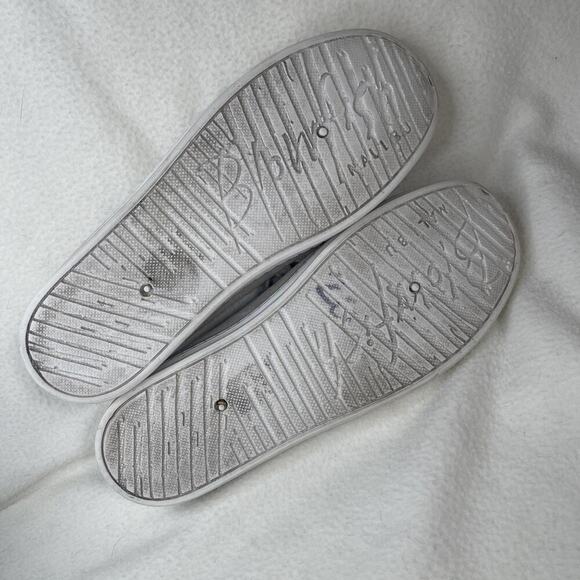 Guppy Love by Blowfish Women’s Slip on Gray White Canvas Boat Shoe 8.5 (RUNS SM) - Picture 6 of 6